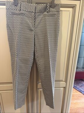 Ann Taylor Geometric Print Cropped Pants in navy and cream
